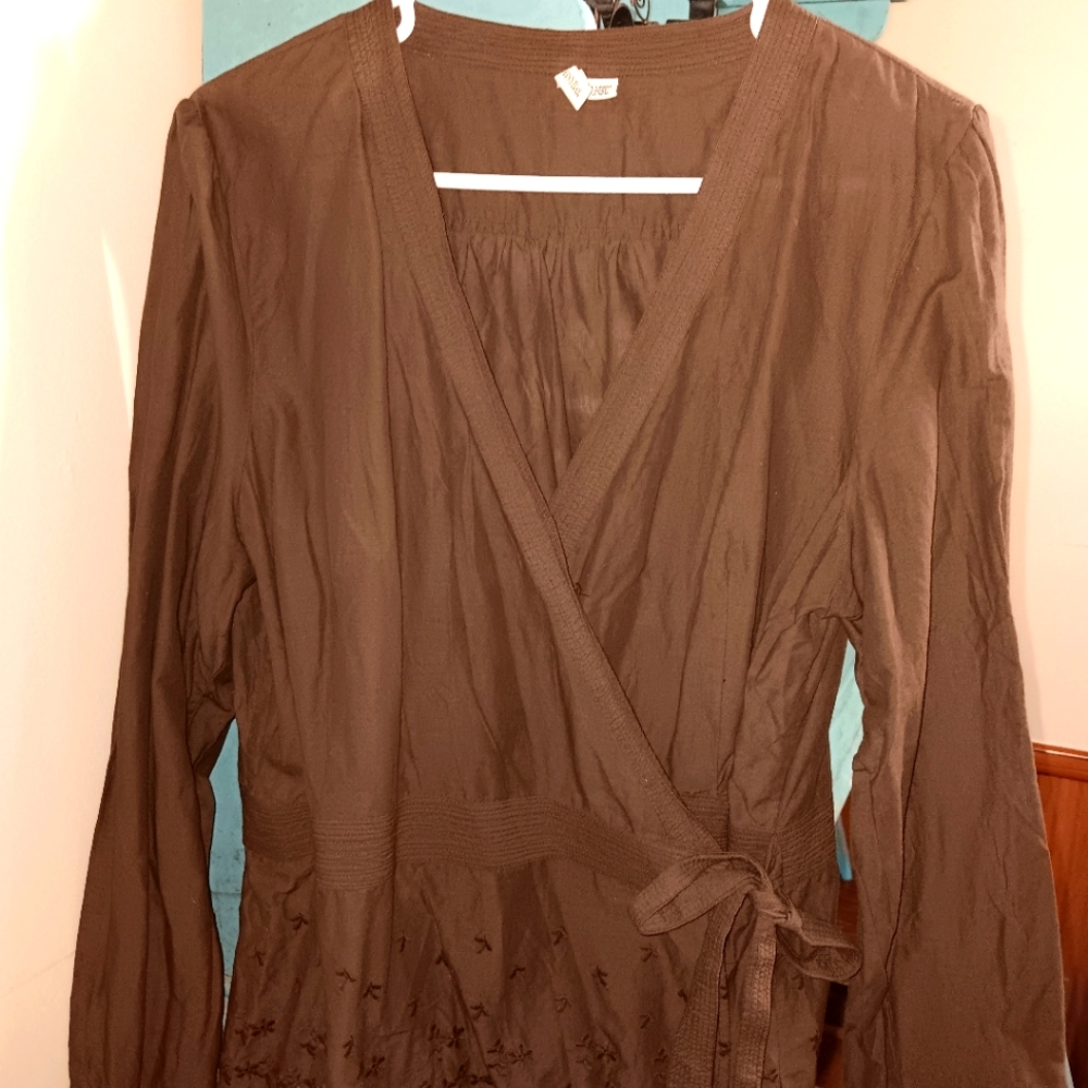 Wrap St John's Bay shirt.